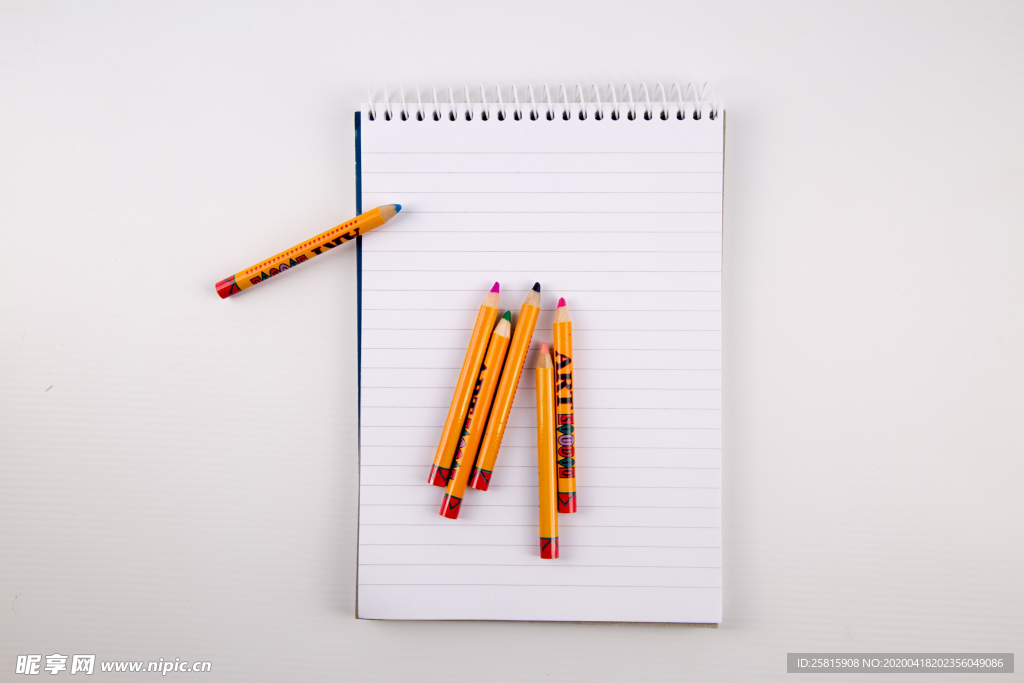 铅笔彩色铅笔图片