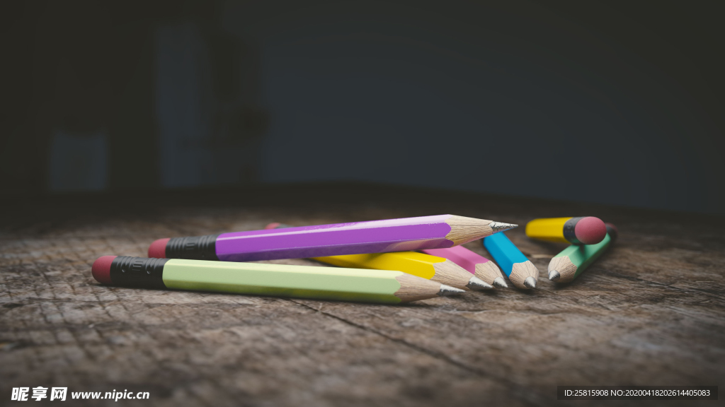 铅笔彩色铅笔图片