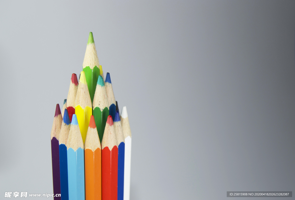 铅笔彩色铅笔图片