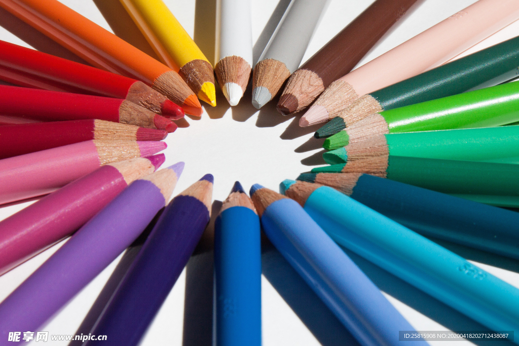 铅笔彩色铅笔图片