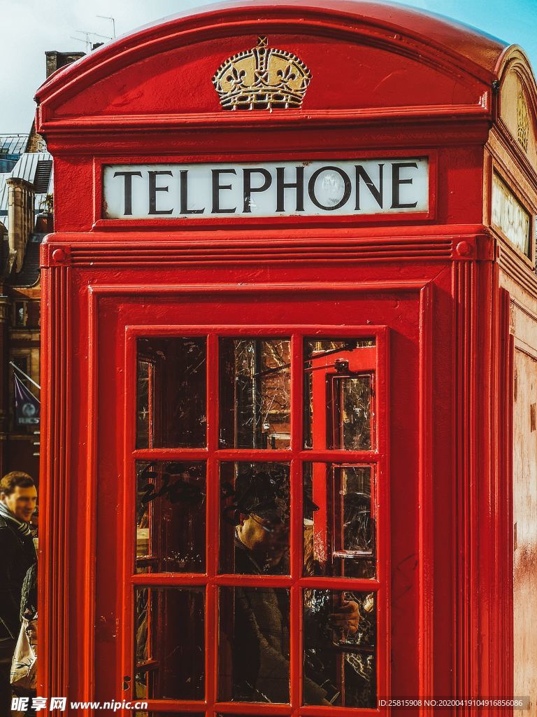 红色电话亭图片