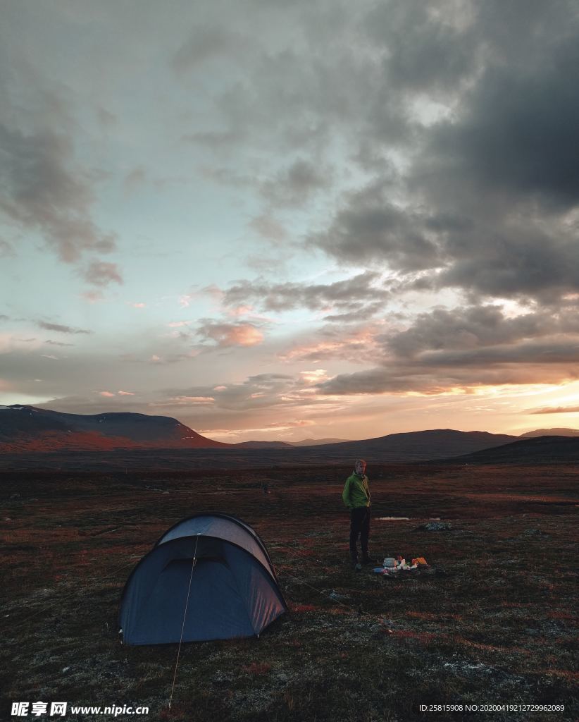 帐篷户外住宿图片