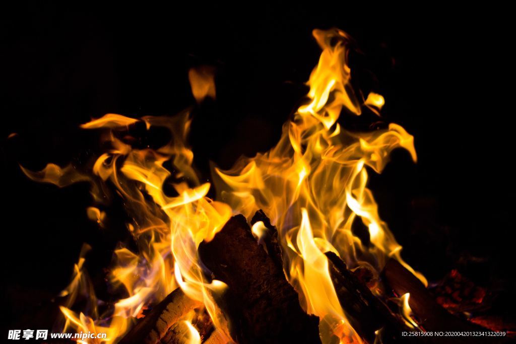 火焰火苗燃烧图片