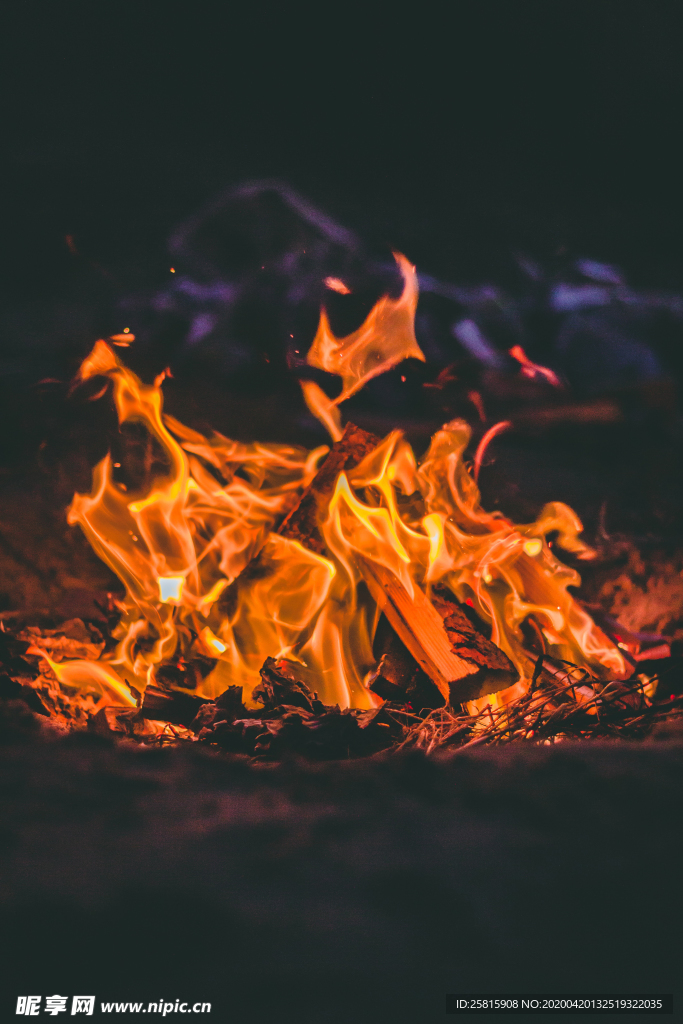 火焰火苗燃烧图片