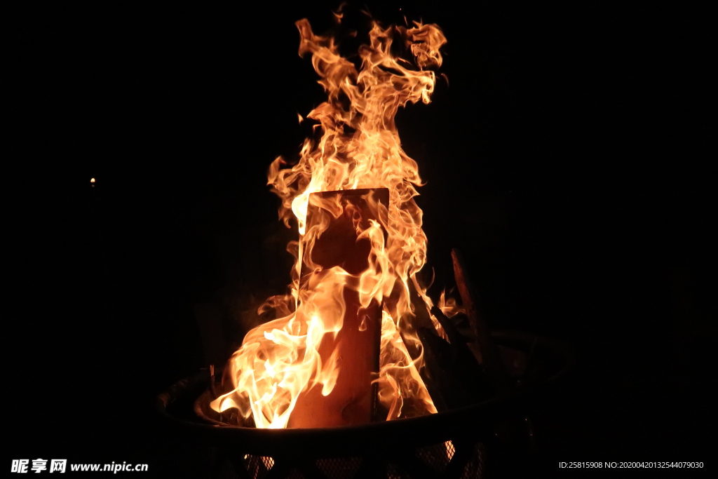 火焰火苗燃烧图片
