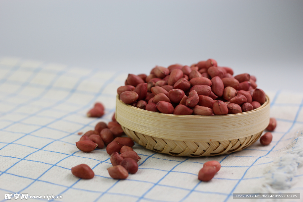 花生米五谷杂粮图片