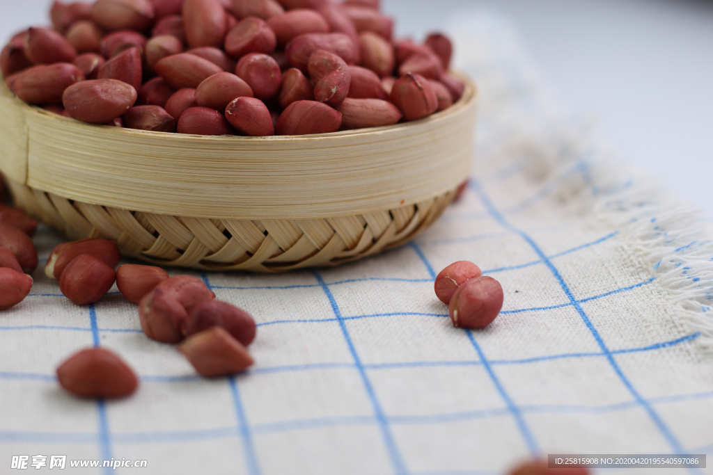花生米五谷杂粮图片