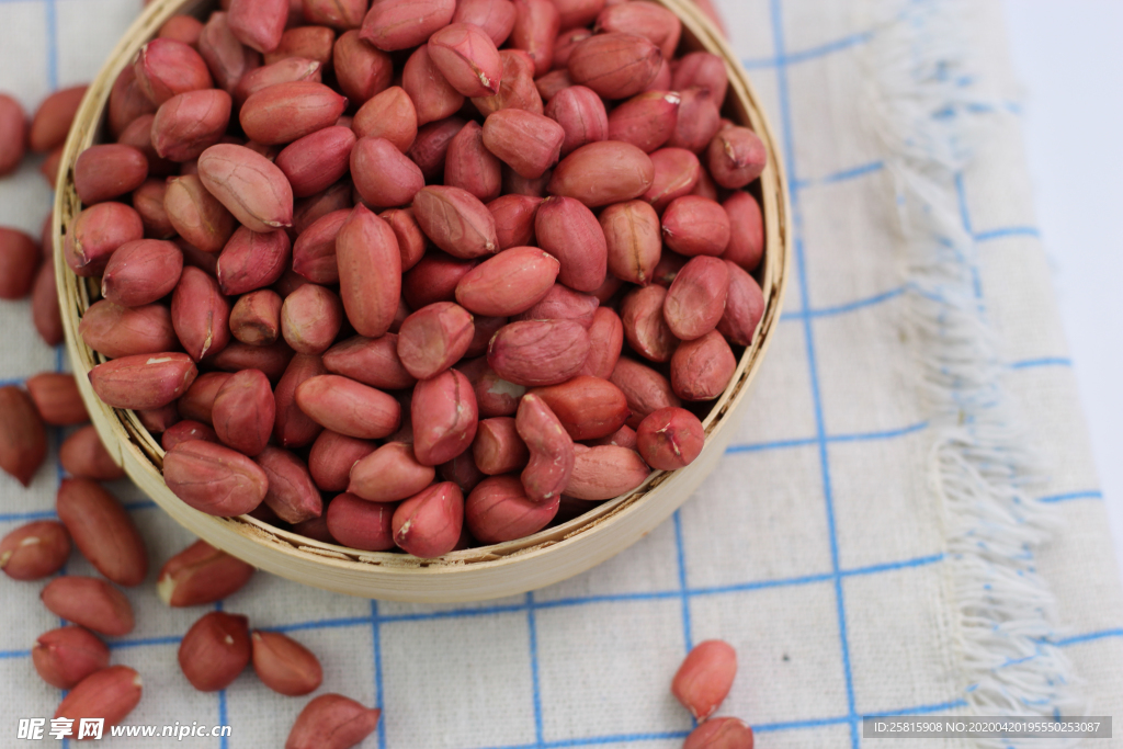 花生米五谷杂粮图片