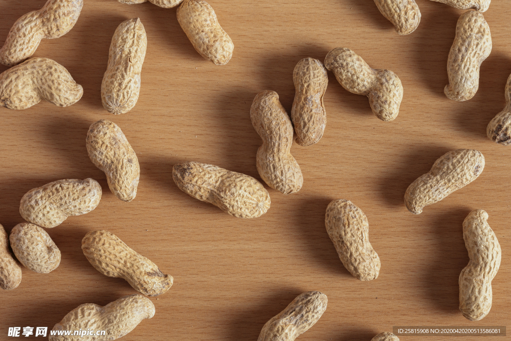 花生五谷杂粮图片