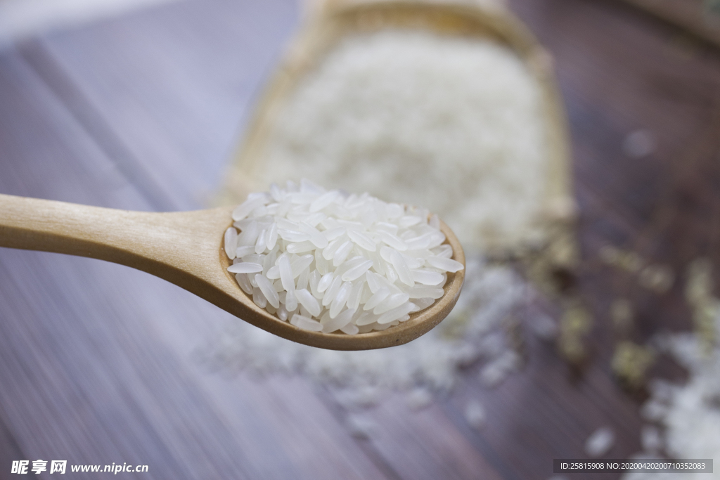 大米五谷杂粮图片