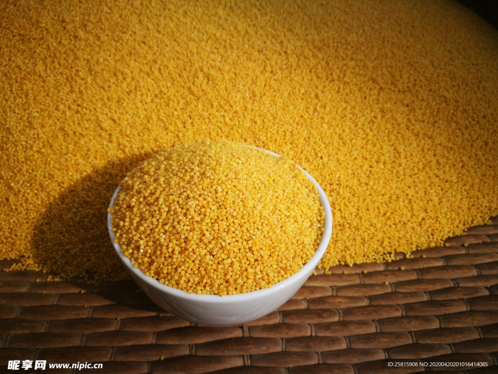 小米五谷杂粮图片