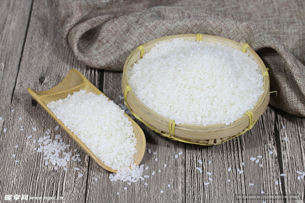 大米五谷杂粮图片