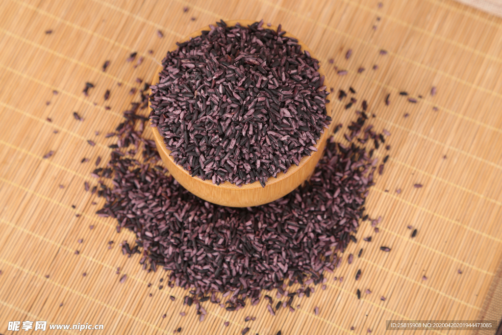 紫米五谷杂粮图片