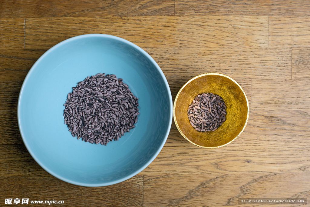 紫米五谷杂粮图片