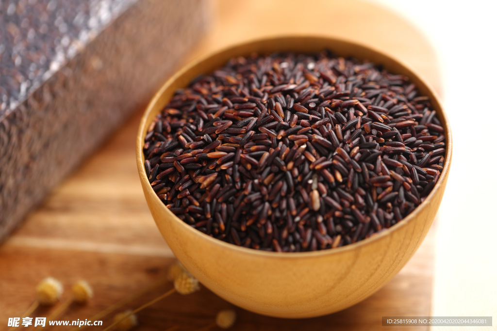 紫米五谷杂粮图片