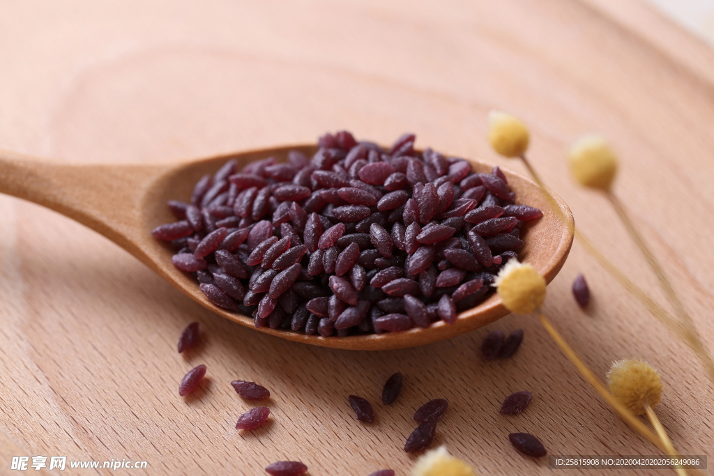 紫米五谷杂粮图片