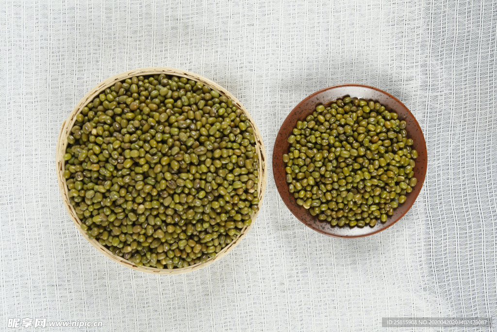 绿豆五谷杂粮图片