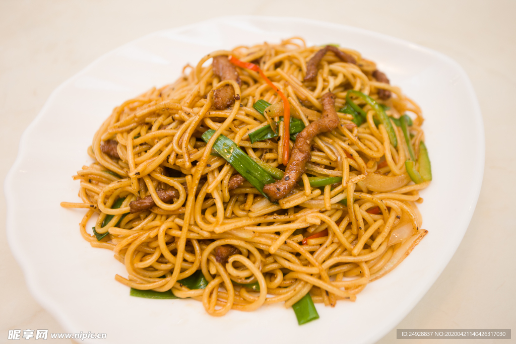 黑椒牛柳炒意粉