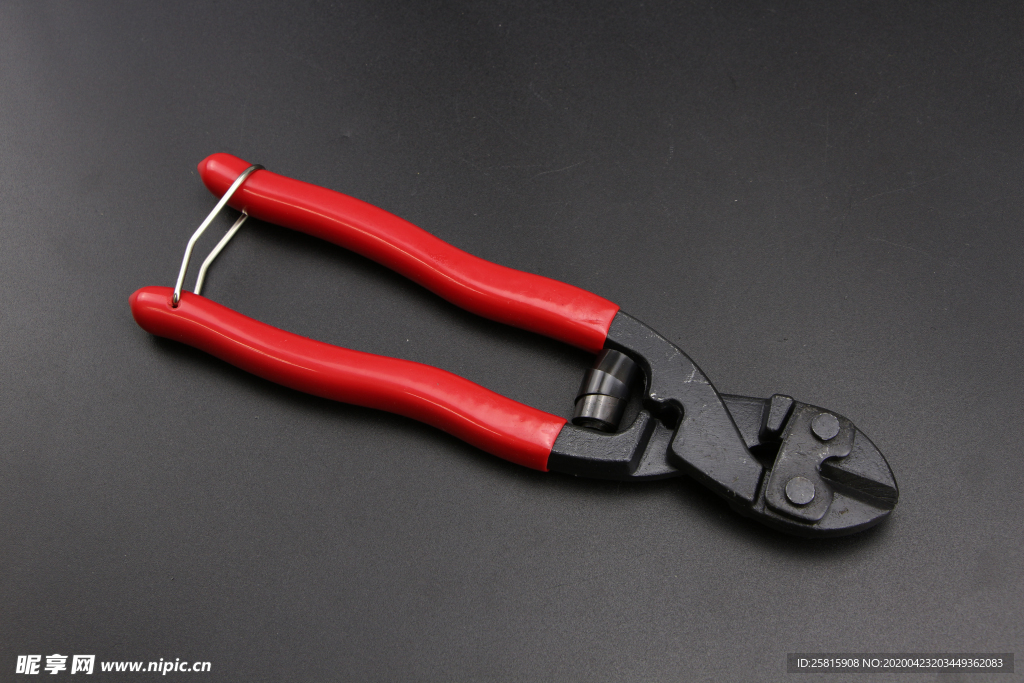 钳子五金工具图片