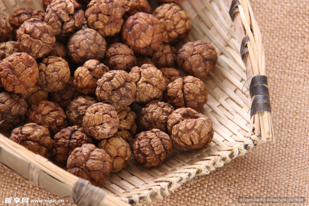 草豆蔻五香调味图片