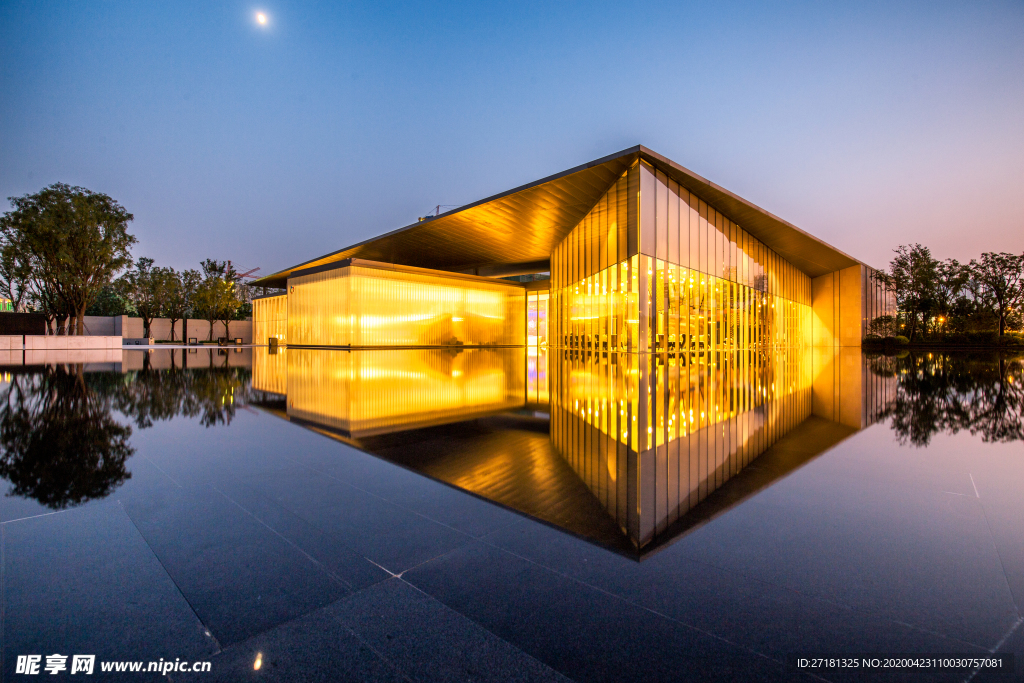 建筑夜景