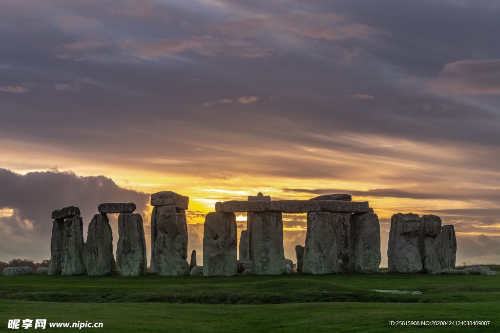 巨石阵石头阵图片