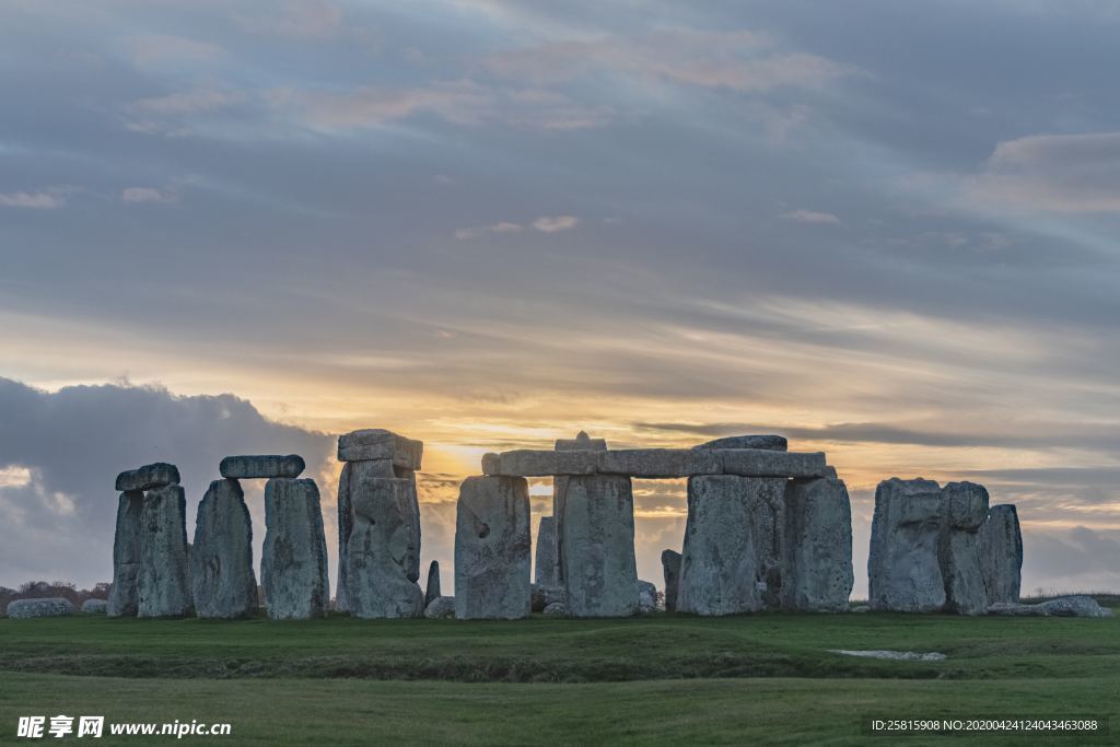 巨石阵石头阵图片