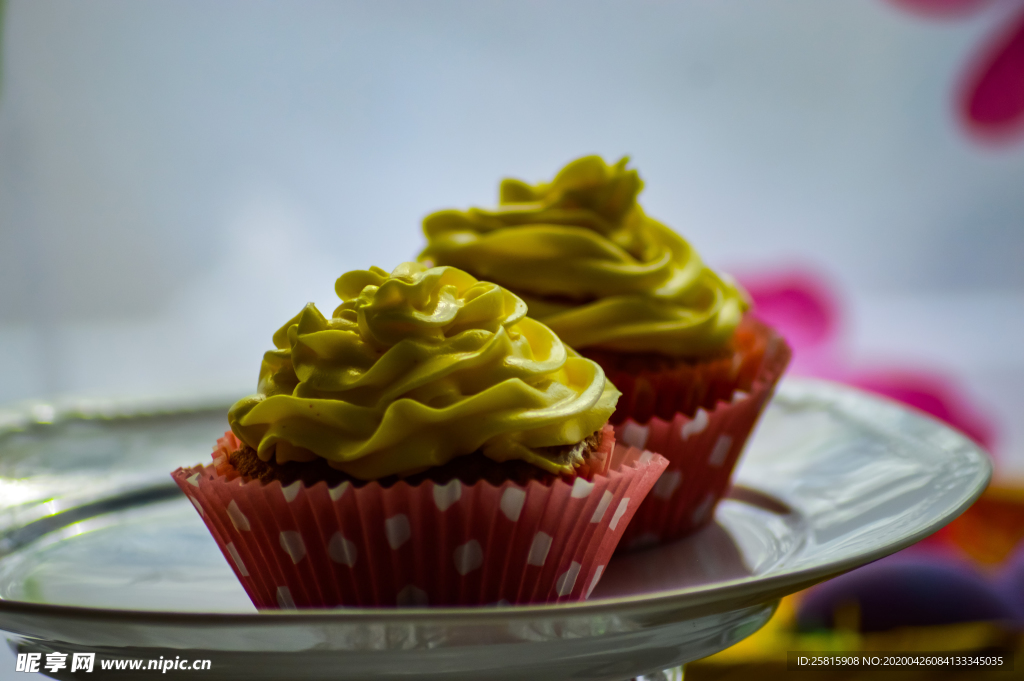 纸杯蛋糕美味图片