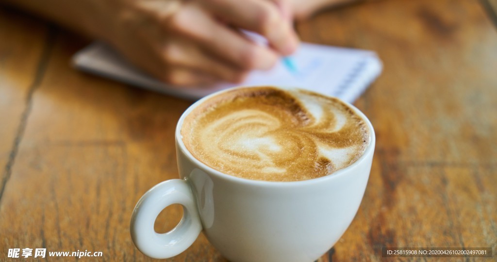 咖啡拉花咖啡图片