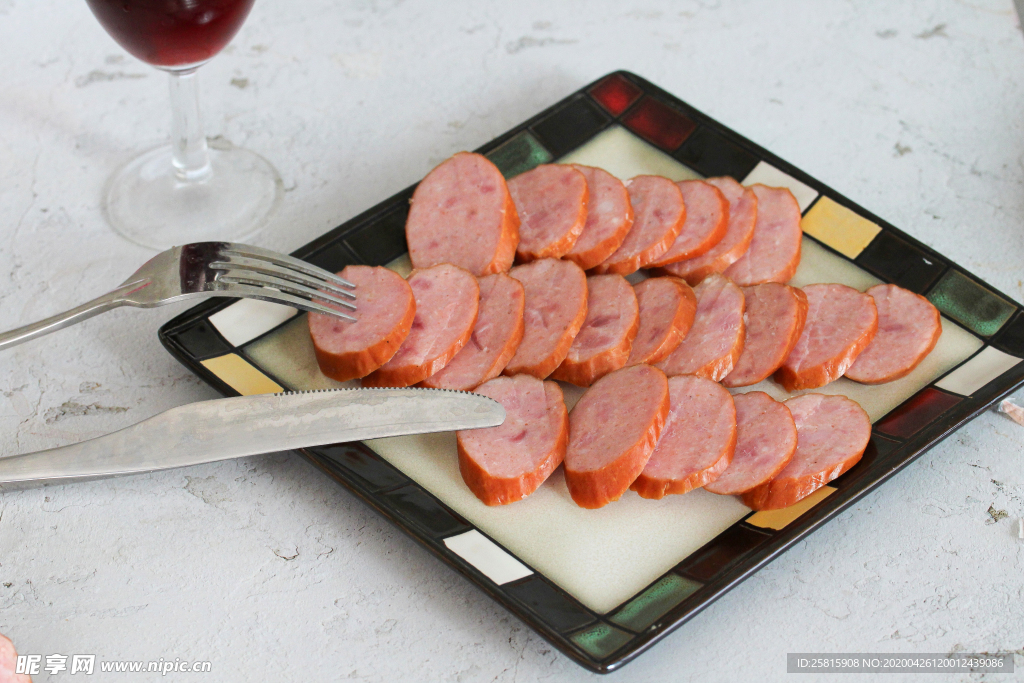 火腿肠午餐肉图片