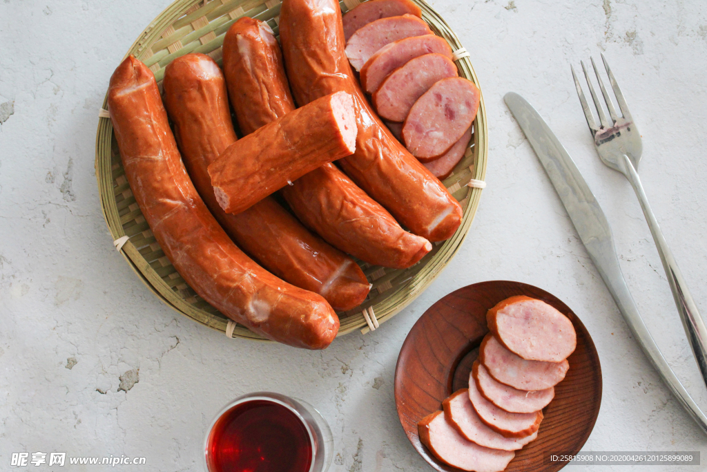 火腿肠午餐肉图片
