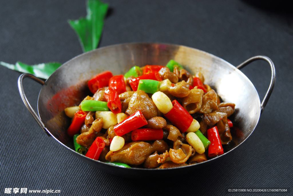 干锅肥肠美味图片