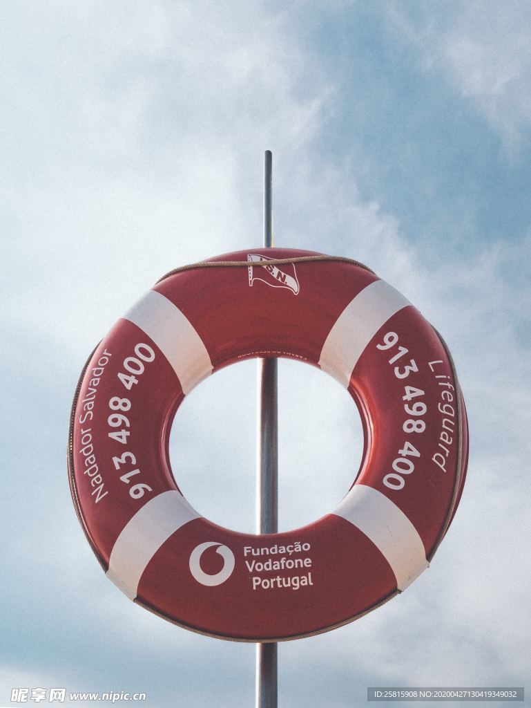 救生圈游泳圈图片