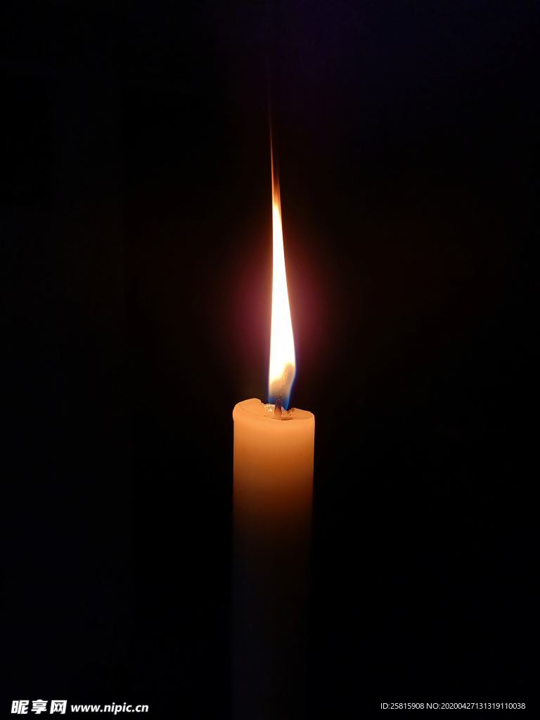 蜡烛烛光火苗图片