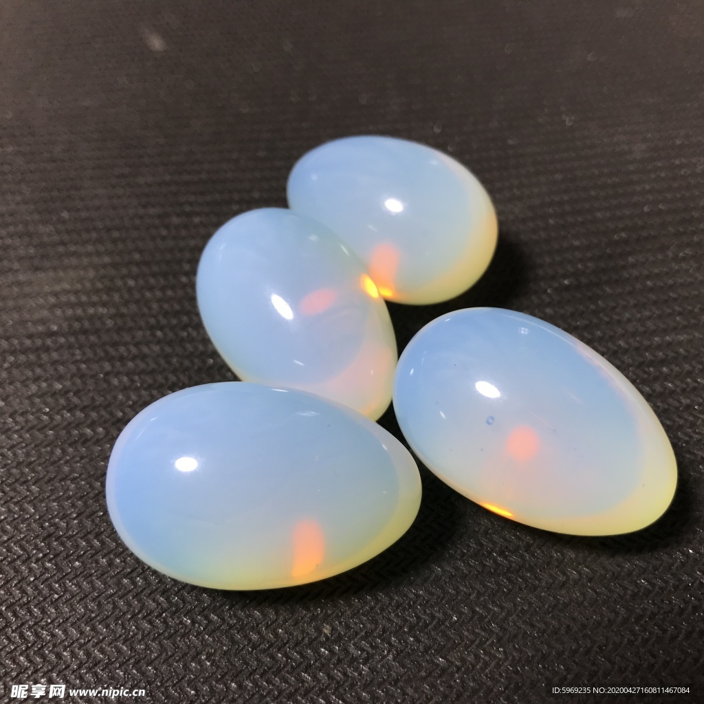 水晶 蛋白石 鸡蛋