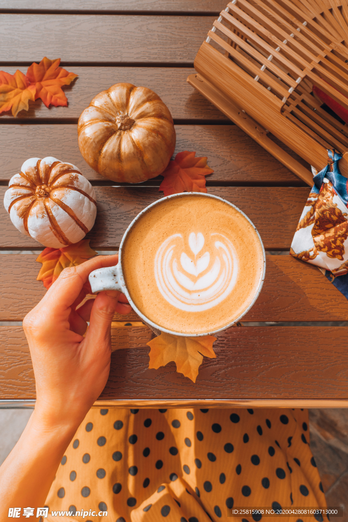 咖啡拉花咖啡图片