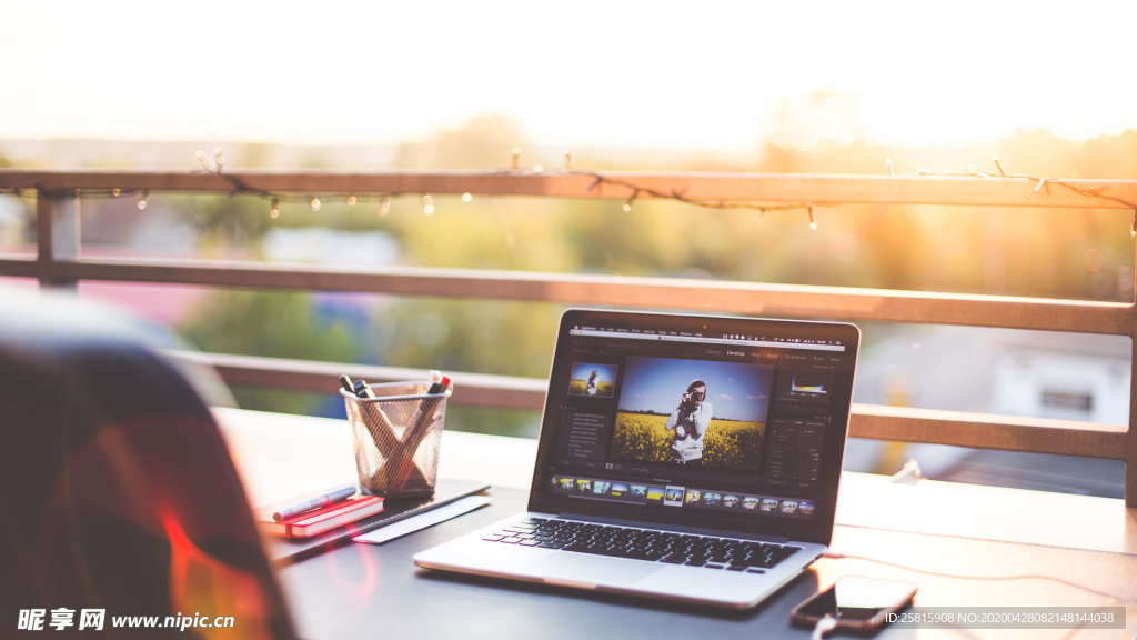 苹果笔记本电脑图片