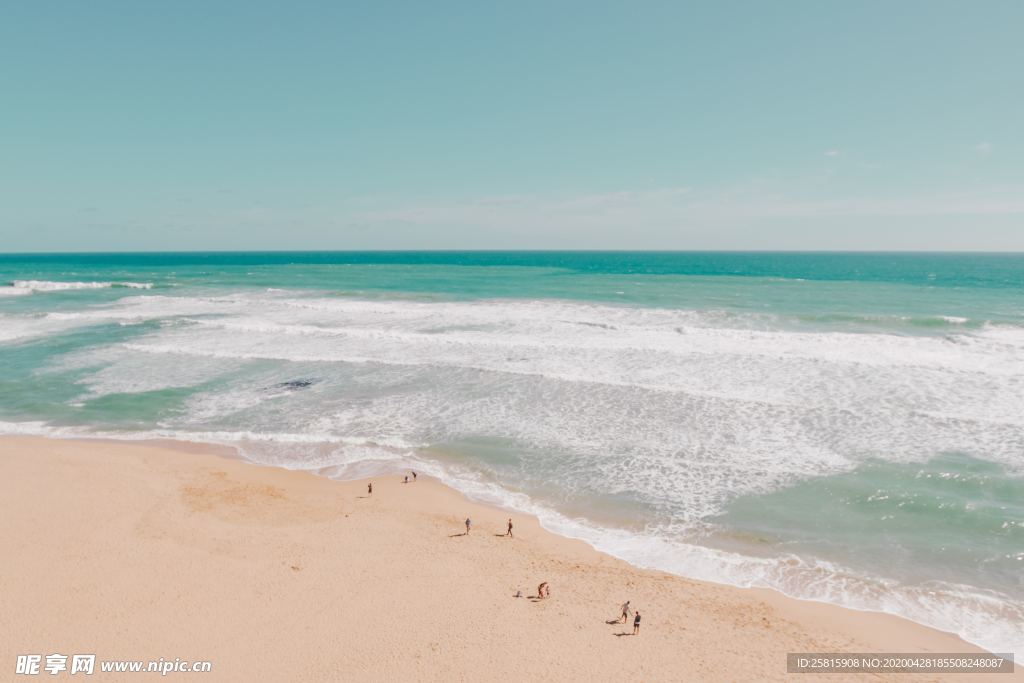 沙滩海岸唯美图片