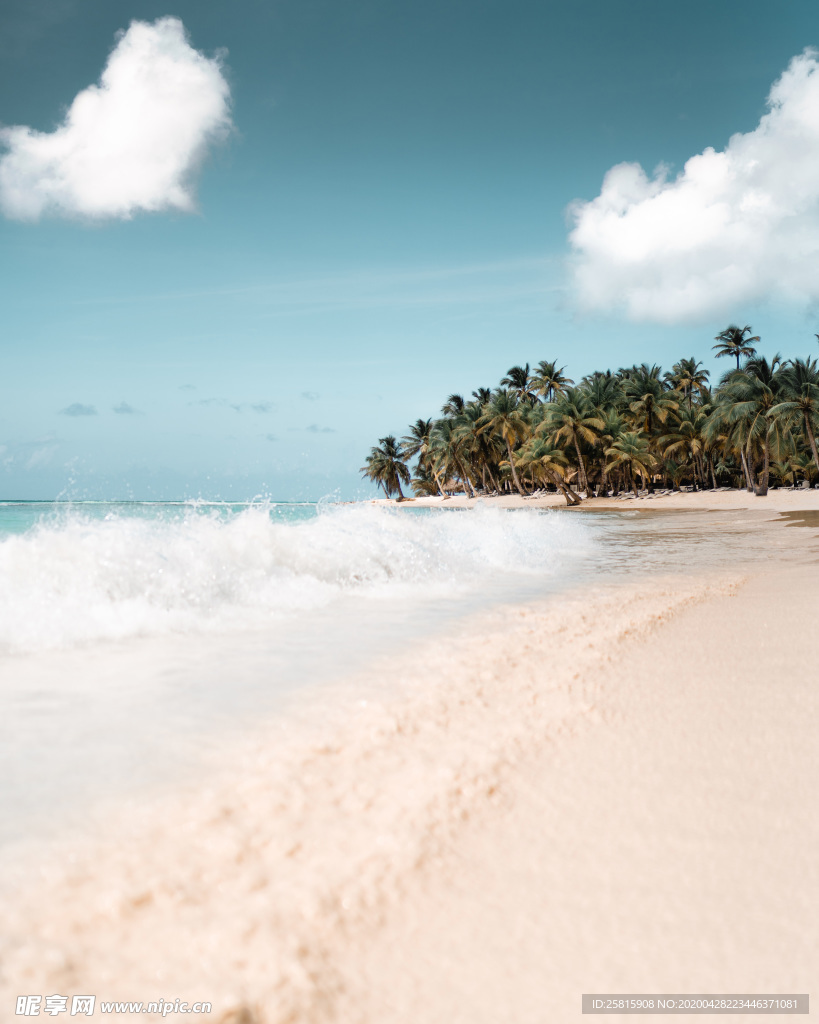 沙滩海岸唯美图片