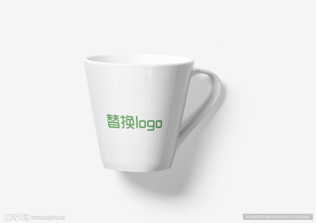 白色马克杯样机