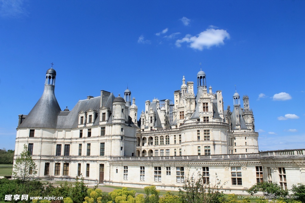 香波堡建筑风景图片