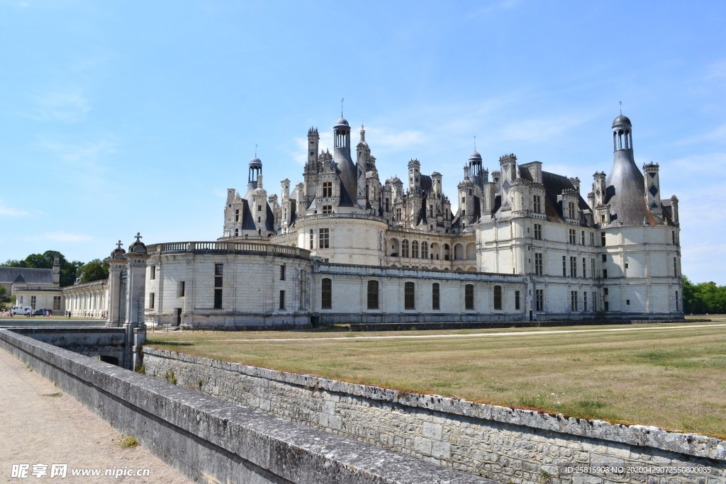 香波堡建筑风景图片