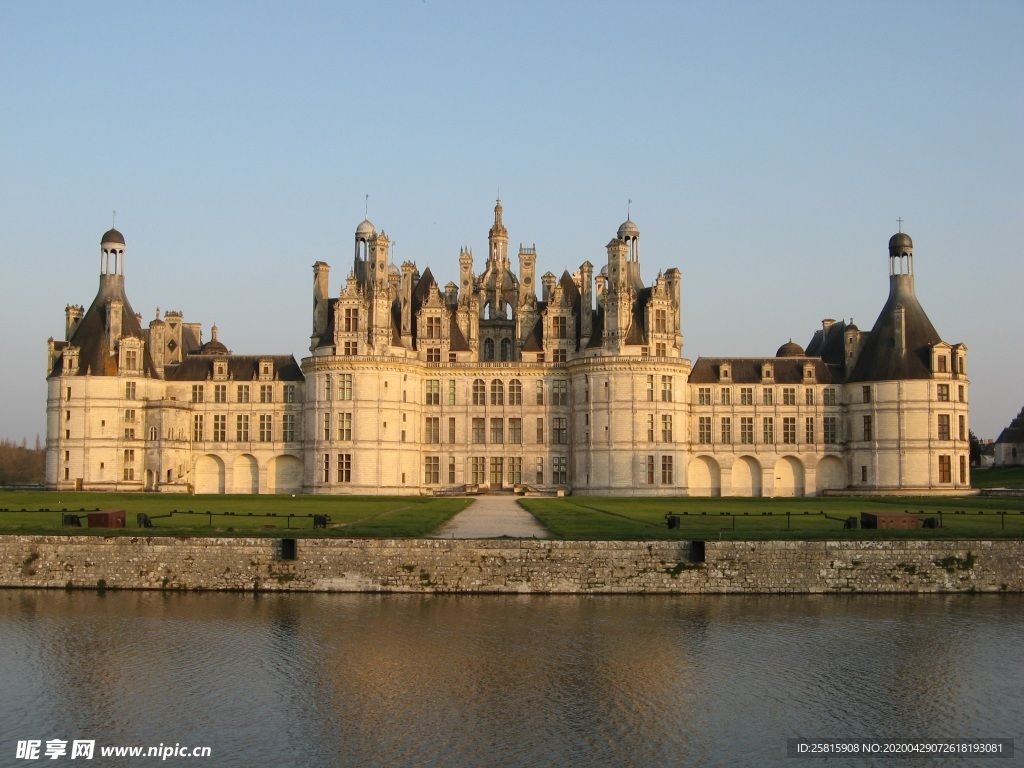 香波堡建筑风景图片