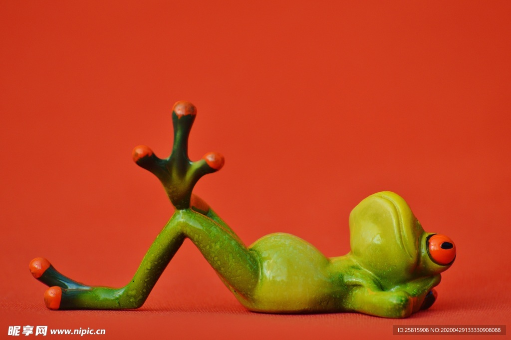 搞怪青蛙玩具图片