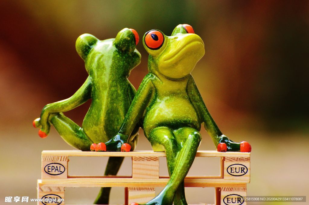 搞怪青蛙玩具图片