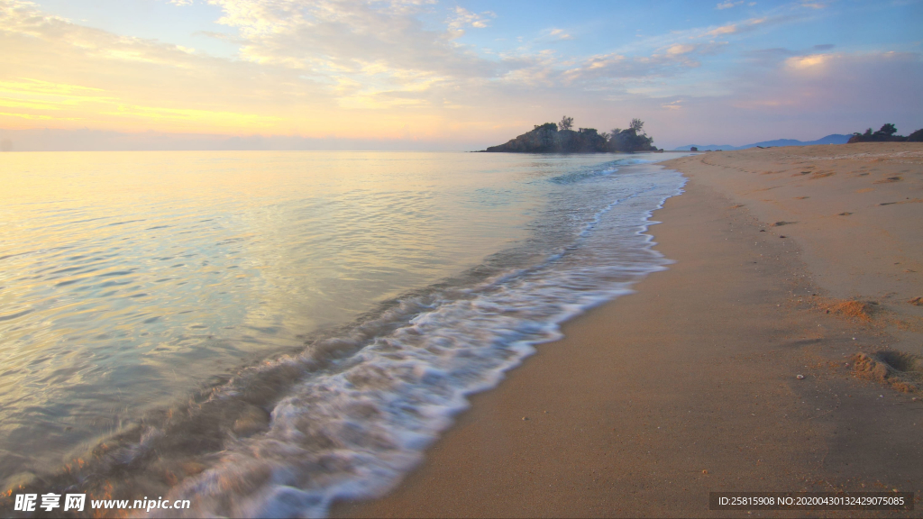 沙滩海岸唯美图片