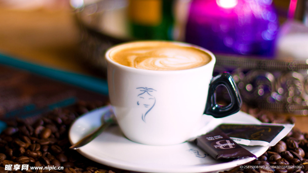 咖啡拉花咖啡图片
