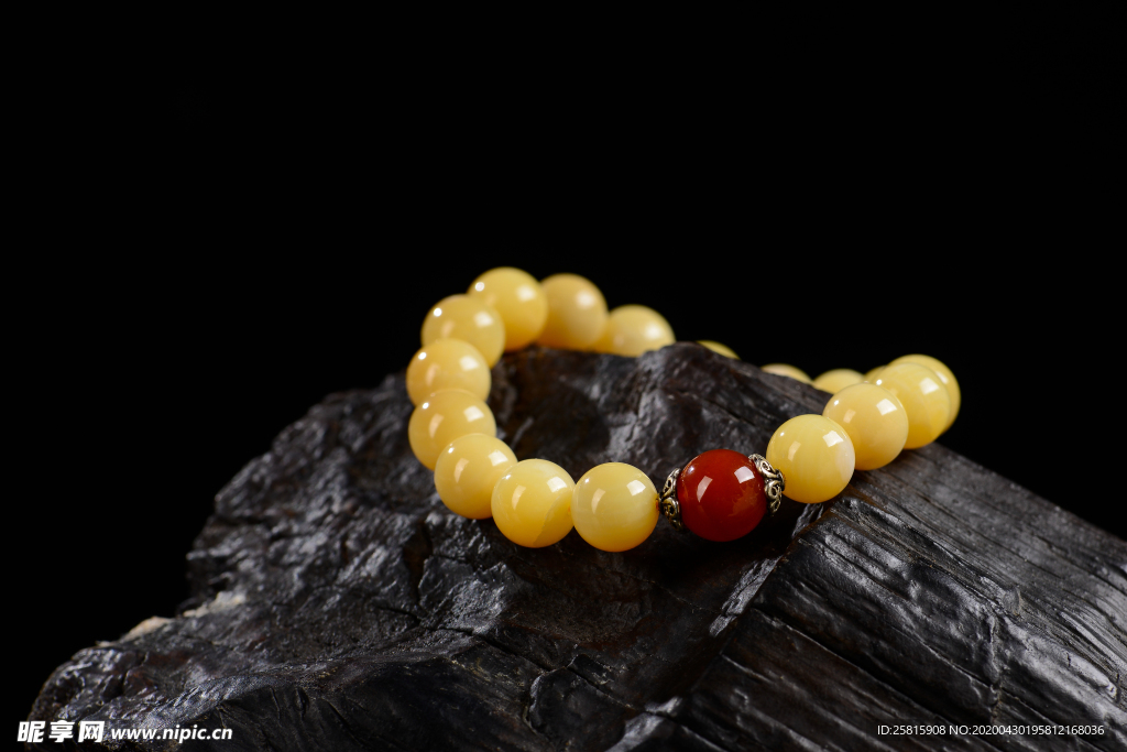 蜜蜡黄色手串手链图片