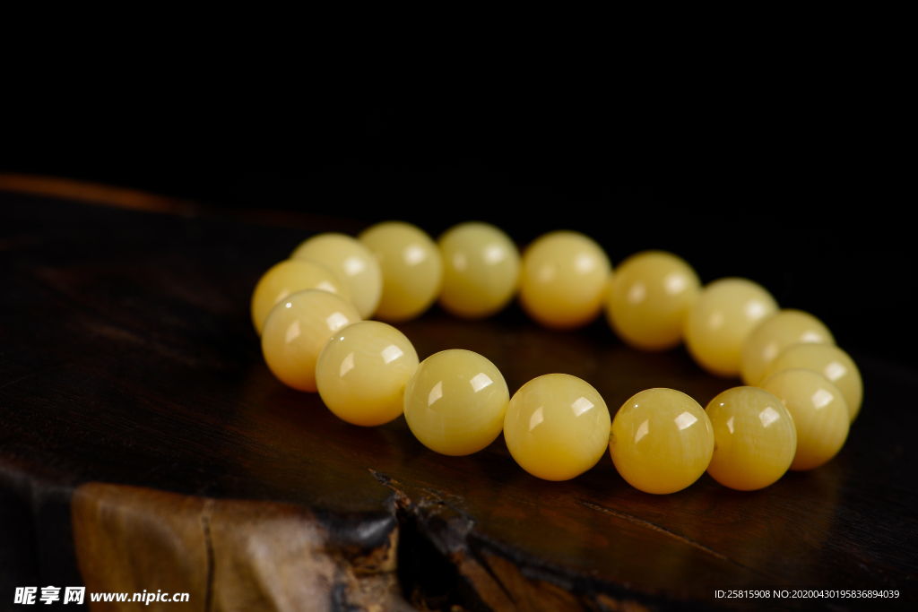 蜜蜡黄色手串手链图片