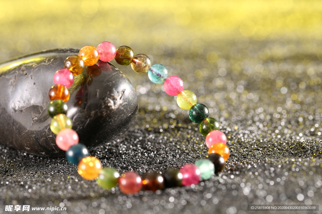 水晶手串手链图片